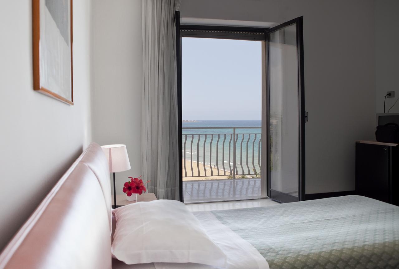 Hotel Futura Style Helios Noto Zewnętrze zdjęcie